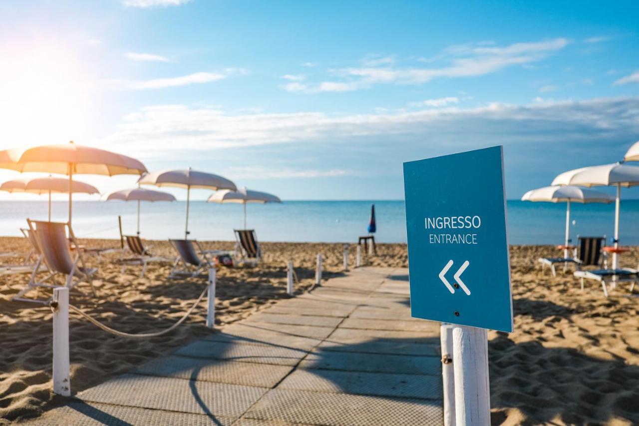 Ticho'S Greenblu Hotel Castellaneta Marina Exterior photo